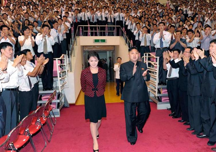 Les looks de Ri Sol-ju, la « Carla Bruni nord-coréenne » (6)