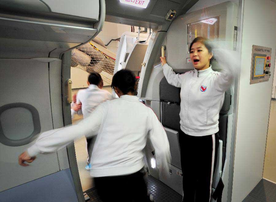 Les futures hôtesses de l'air de l'Airbus A320  (6)