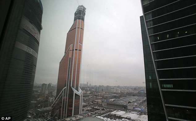 La Mercury City Tower, le nouveau plus haut gratte-ciel d'Europe (2)