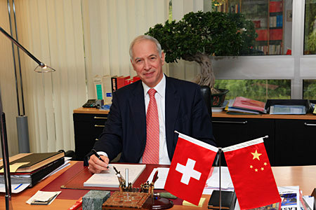 M. de Watteville, l'ambassadeur de Suisse en Chine