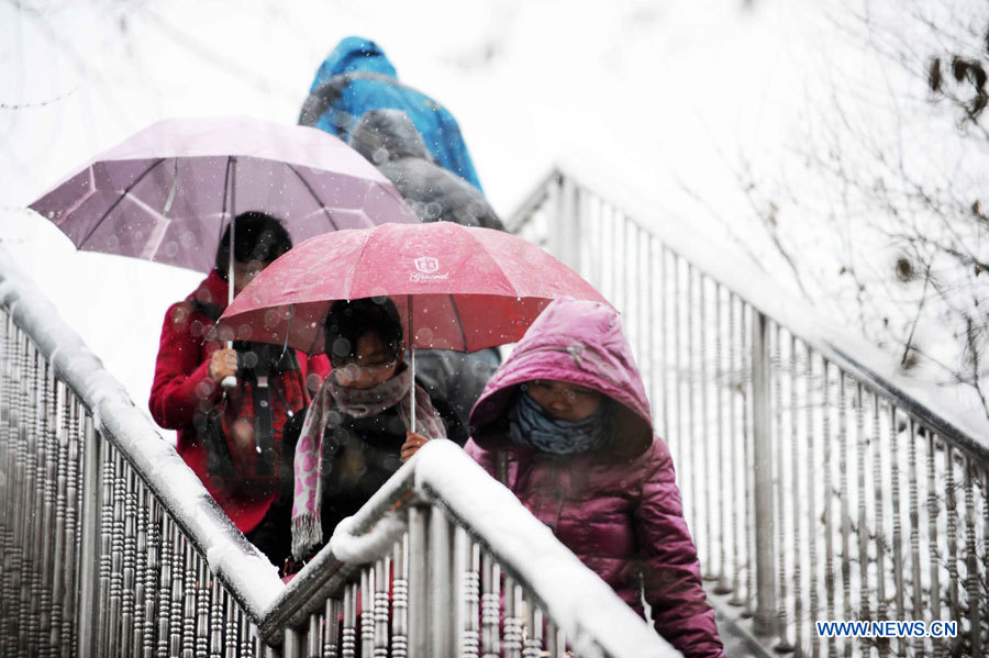 Des autoroutes et des écoles fermées dans le nord-est de la Chine en raison des tempêtes de neige