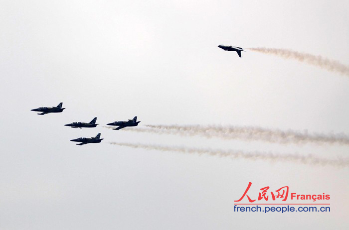 Patrouille Breitling : le dernier vol d' essai à l'Airshow China 2012 (9)