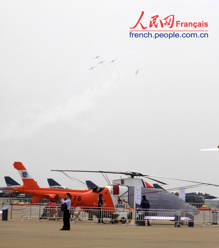 Patrouille Breitling : le dernier vol d' essai à l'Airshow China 2012