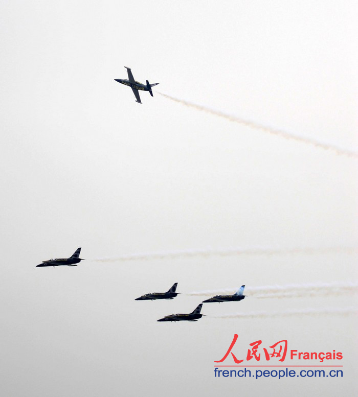 Patrouille Breitling : le dernier vol d' essai à l'Airshow China 2012 (5)