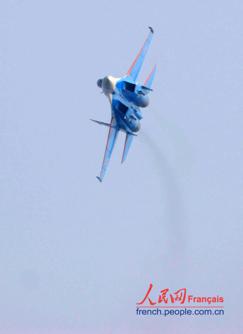 Russkie Vitiazi : le dernier vol d'essai avant l'ouverture de l' Airshow China 2012 (4)