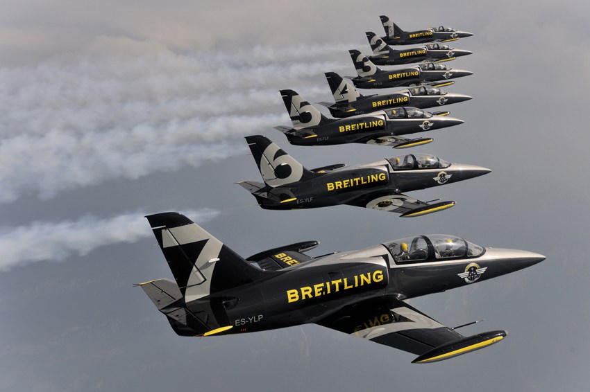 Performances époustouflantes de la patrouille Breitling Jet Team (4)