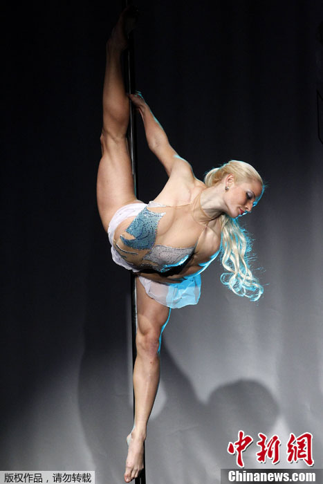 La reine du show : Championnats du monde de pole dancing 2012 (3)
