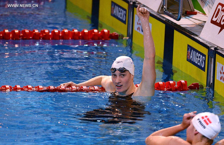 La Française Camille Muffat bat le record du monde du 800 m nage libre en petit bassin (3)