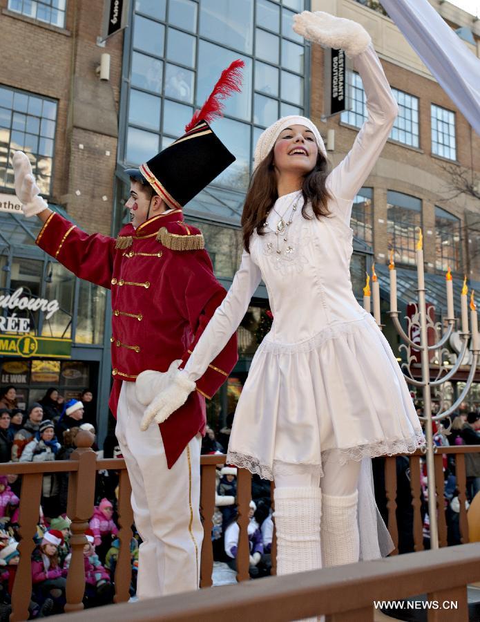 Canada: défilé du Père Noël à Montréal (4)