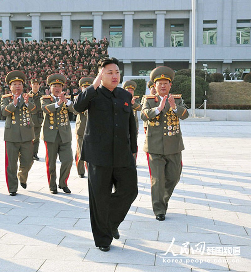 Kim Jong-un inspecte la Commission de défense nationale de la RPDC (4)