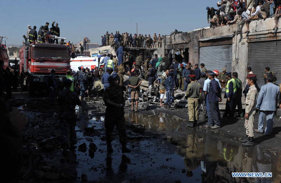Yémen: crash d'un avion cargo militaire à Sanaa, 10 morts  (4)