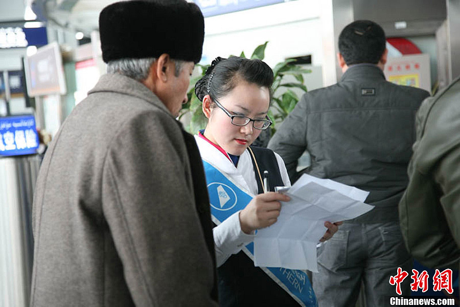 Xinjiang : une vingtaine de vols retardés en raison de la neige (10)