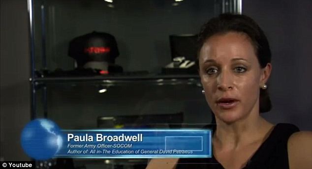 Paula Broadwell, l'ex-maîtresse du chef de la CIA en photo  (13)