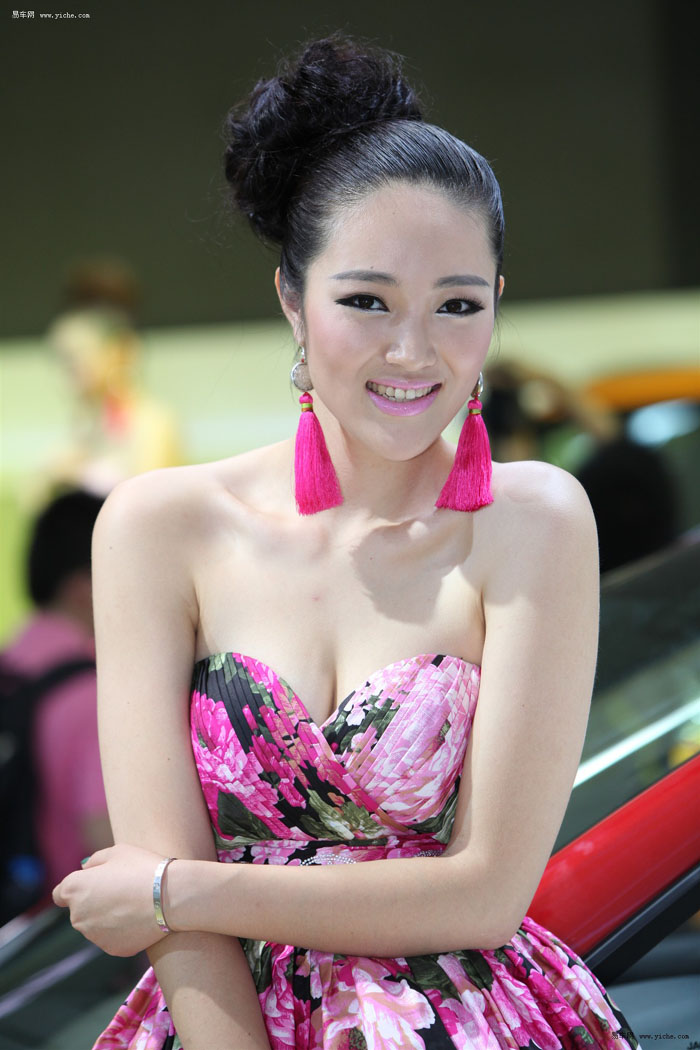Des mannequins sexy au Salon automobile de Guangzhou (28)