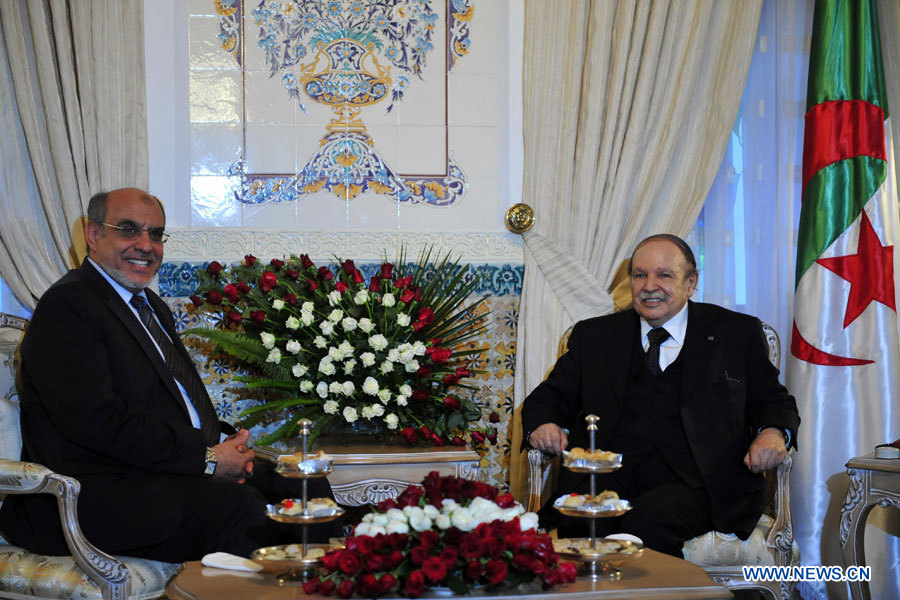 Le président algérien rencontre le PM tunisien 