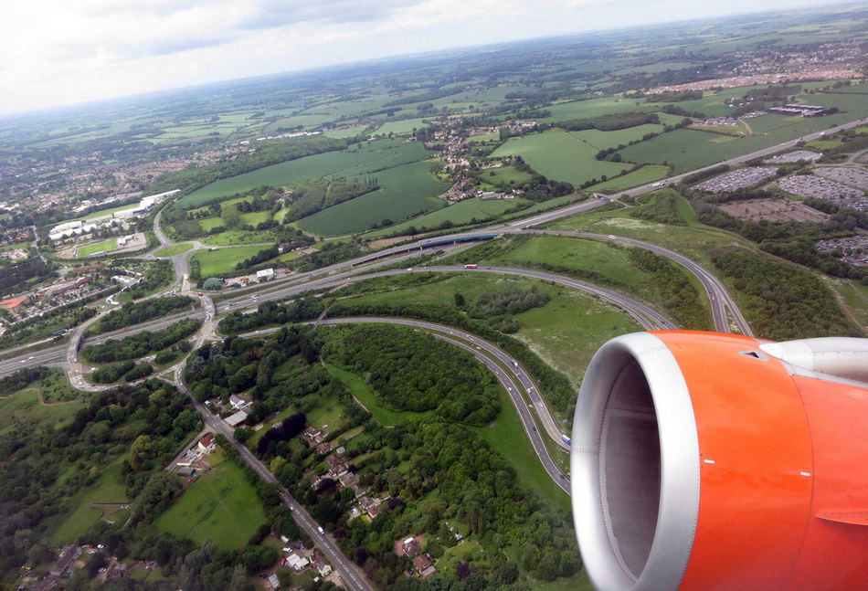 Des paysages magnifiques photographiés depuis les ailes d'un avion (4)