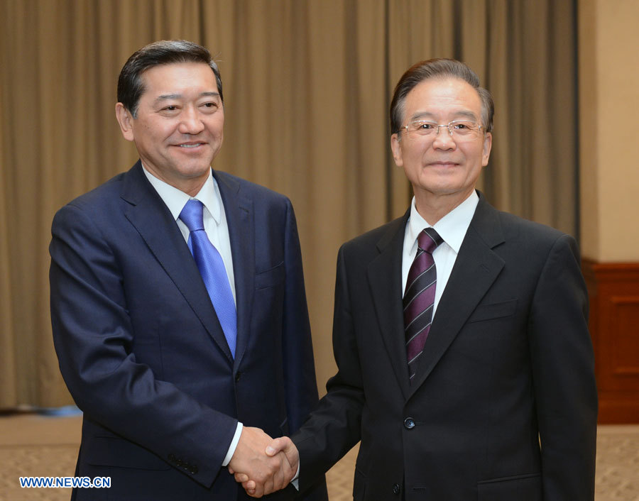 Le Premier ministre chinois promet de renforcer la coopération avec le Kazakhstan et la Mongolie
