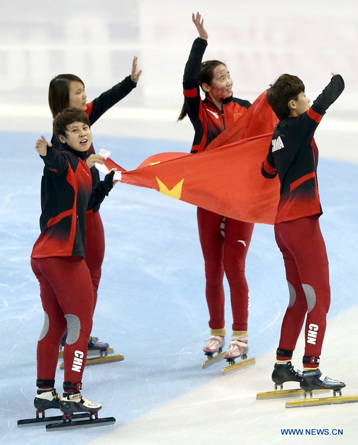 L'équipe chinoise remporte le relais 3000m de la coupe du monde de patinage de vitesse sur piste courte