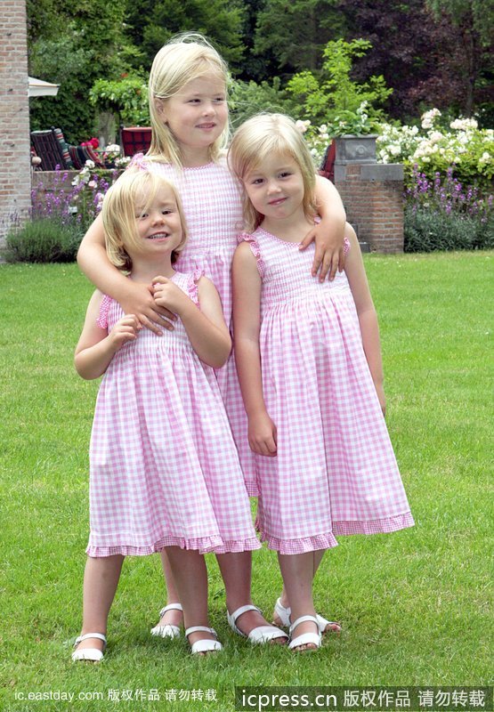 Les trois filles du prince des Pays-Bas : Ariane, Amalia et Alexia.