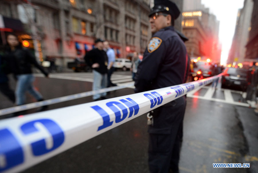 Un homme est abattu en plein jour à Manhattan