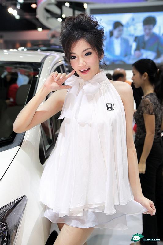 Thaïlande : les hôtesses sexy du Salon international de l'automobile (39)