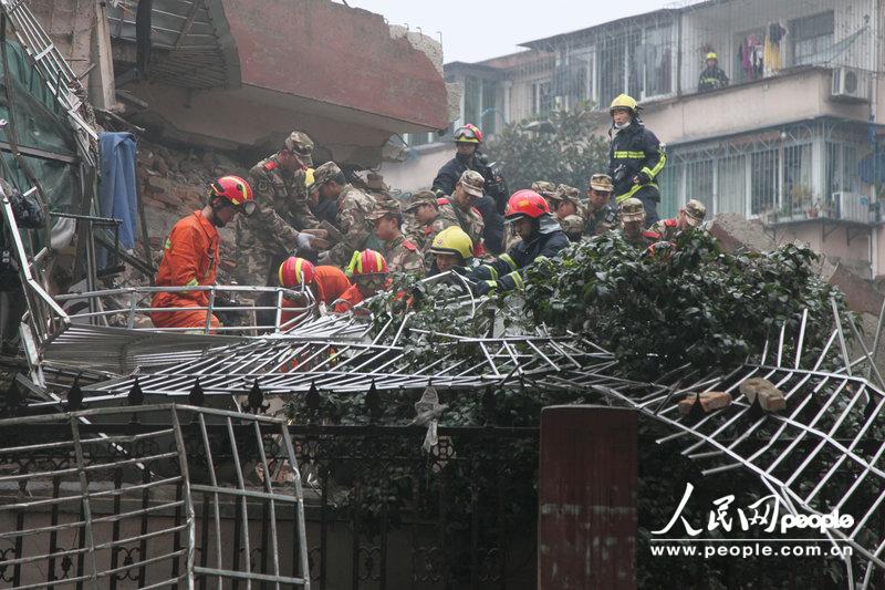 Chine : effondrement d'un immeuble résidentiel, nombre de victimes inconnu (3)