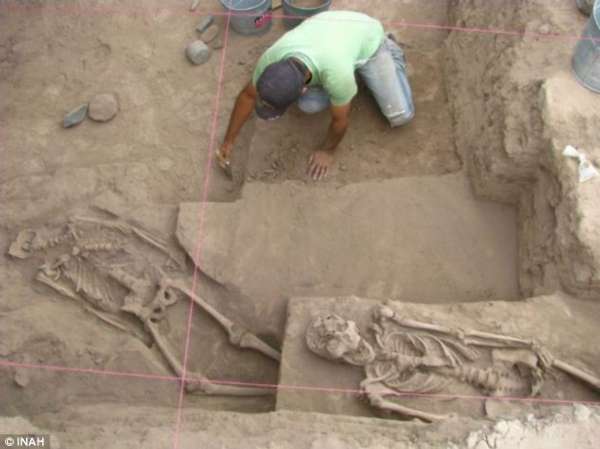 La crâne d'un extraterrestre a été retrouvé au Mexique (4)