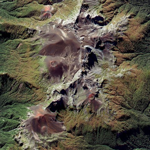 Le 14 octobre 2012, la chaîne volcanique Puntiagudo-Cordón Cenizos dans la cordillère des Andes du Chili.