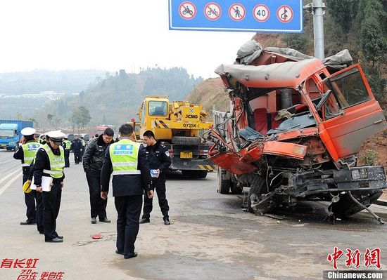 Chine: sept morts et quatorze blessés dans un accident de la route dans le sud-ouest 