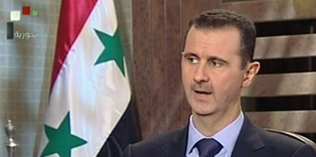 En dépit d'un chaos qui régne dans son pays et des pressions exercées par la communauté internationale, le président syrien Bachard al-Assad exclut de quitter sa patrie et entend « y vivre et y mourrir ».