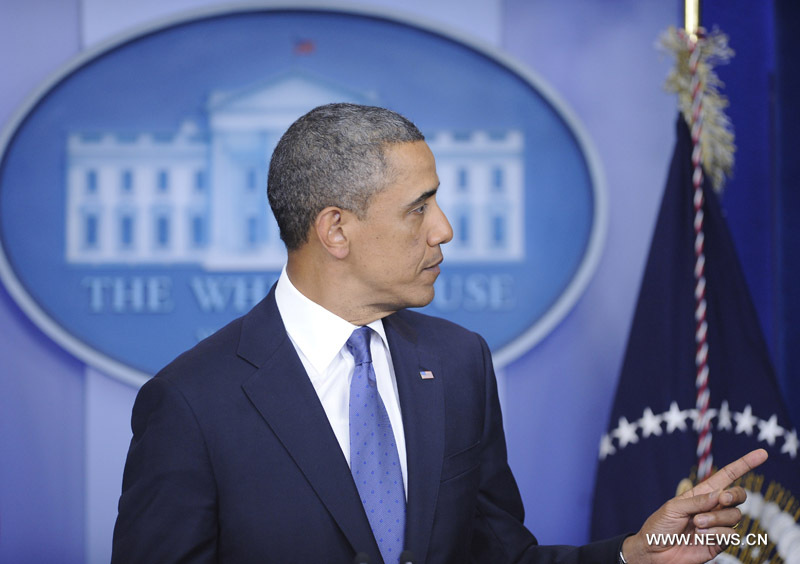 Obama appelle à l'action immédiate pour éviter la "falaise fiscale"  (3)