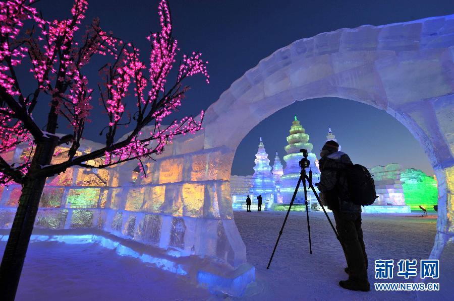 Le festival de glace et de neige de Harbin ouvre ses portes (7)