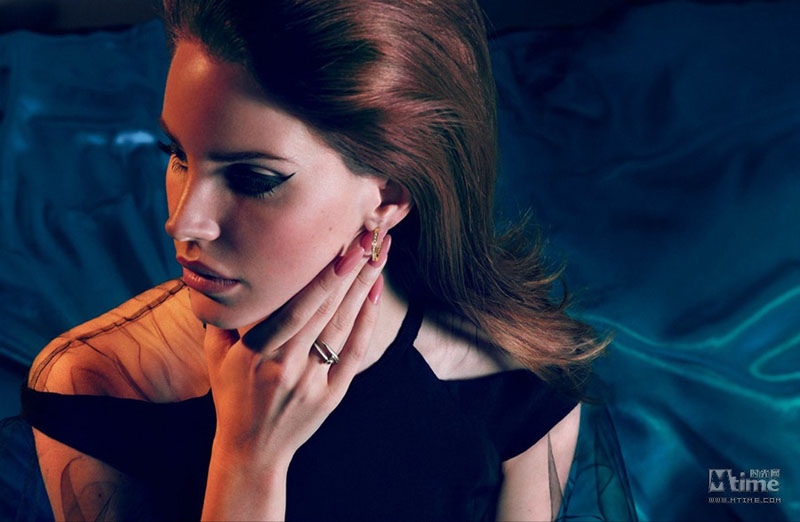 10 Lana Del Rey, chanteuse indépendante devenue incroyablement populaire en 2012.