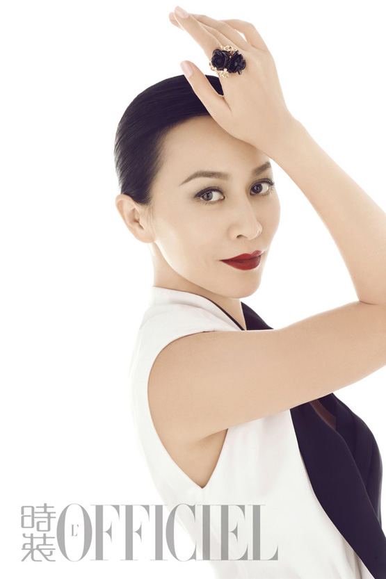L'actrice hongkongaise Carina Lau en couverture de L'OFFICIEL Chine (4)