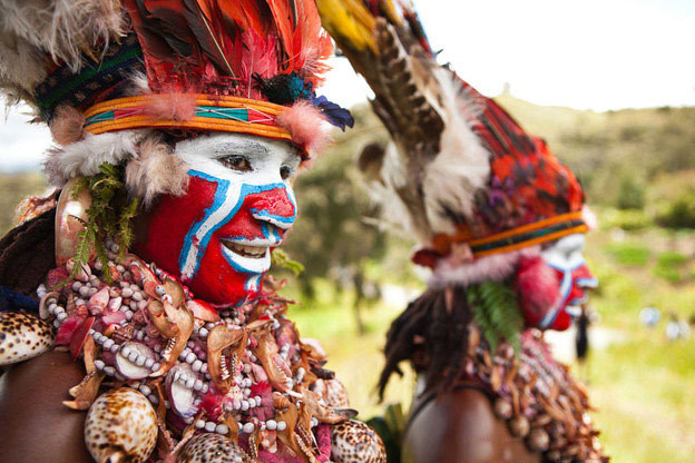 Découverte d'une tribu mystérieuse en Papouasie-Nouvelle-Guinée