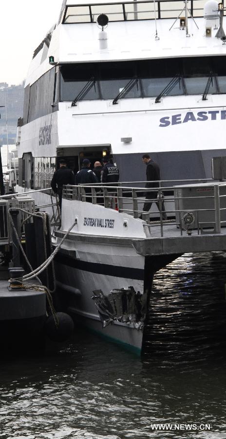 Un ferry heurte un quai à NYC : 57 blessés  (4)