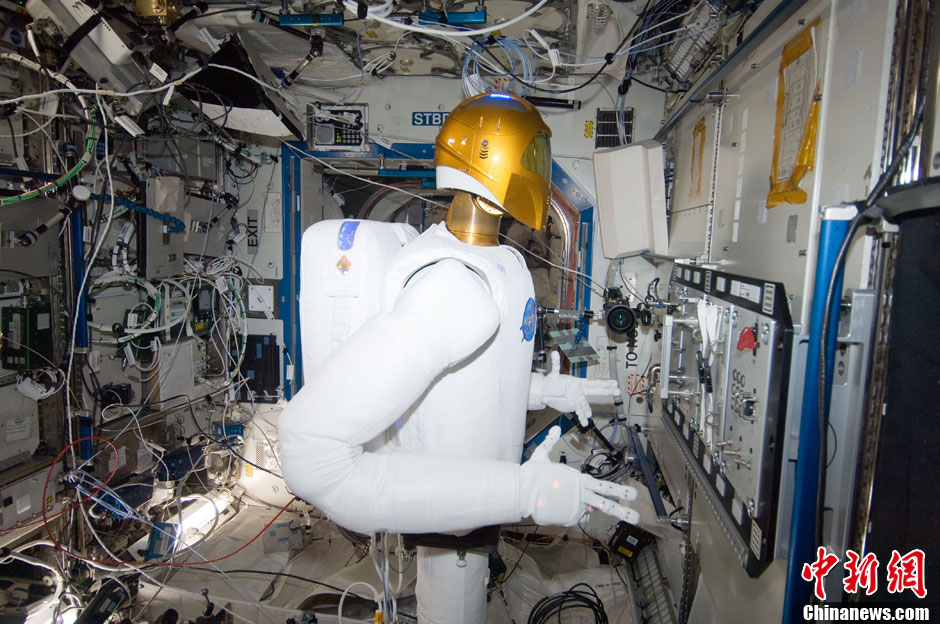 Robonaut 2 en test à l'ISS