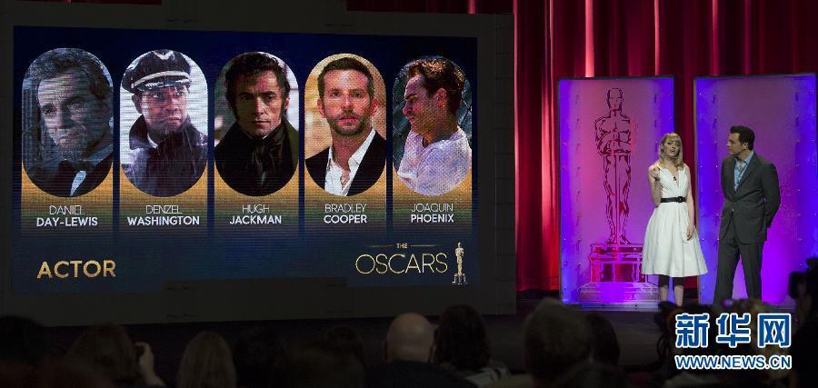 Le 10 janvier, au Samuel Goldwyn Theater à Beverly Hills, l'actrice hollywoodienne Emma Stone et le réalisateur Seth MacFarlane ont annoncé les nominations de la 85e édition des Oscars.
