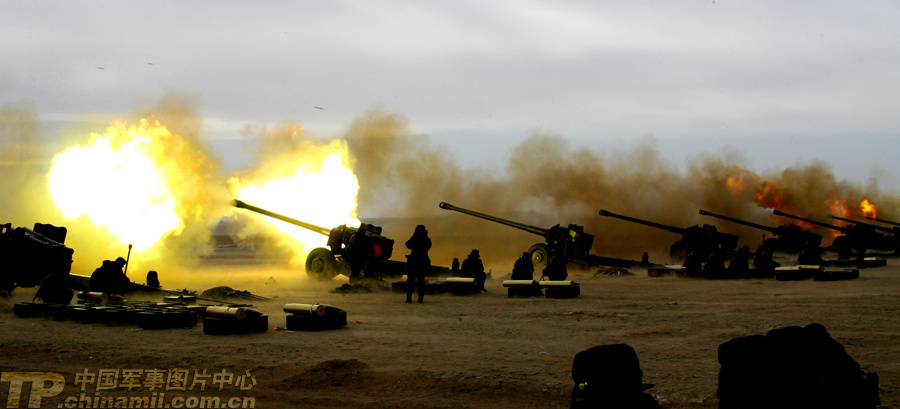 Chine : le plus grand terrain d'entraînement militaire (10)