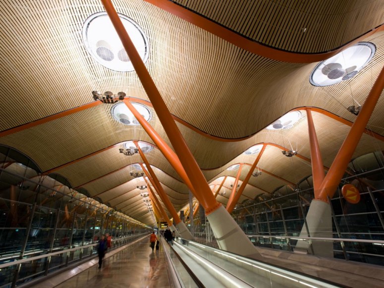 Aéroport international de Madrid-Barajas, Espagne