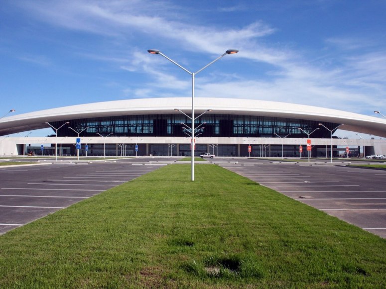 Aéroport international de Carrasco, Uruguay