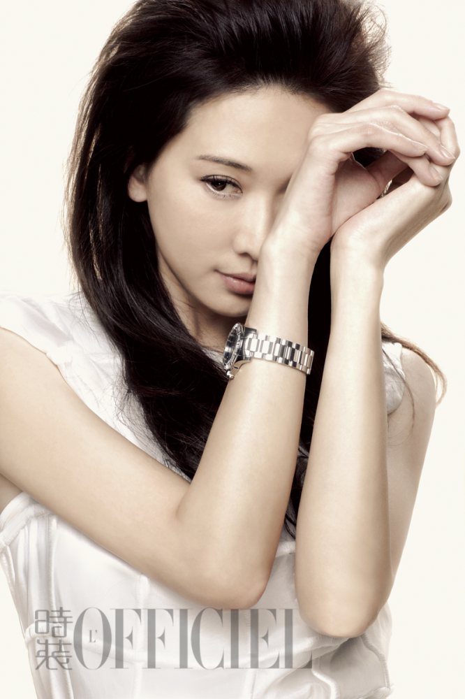 L'actrice chinoise Chiling illustre L'OFFICIEL Chine (6)