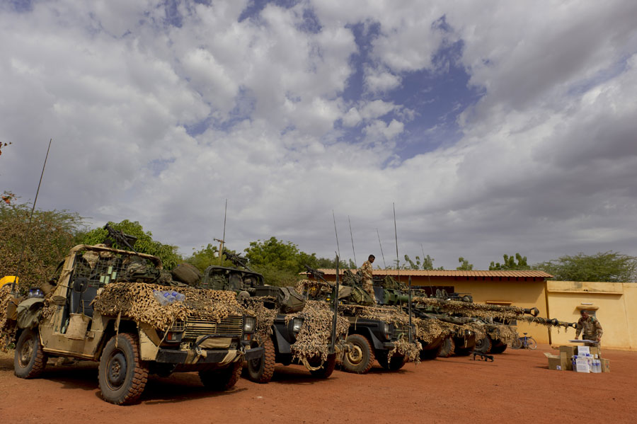 Mali : les forces françaises et maliennes s'emparent de l'aéroport et du pont de Gao (2)
