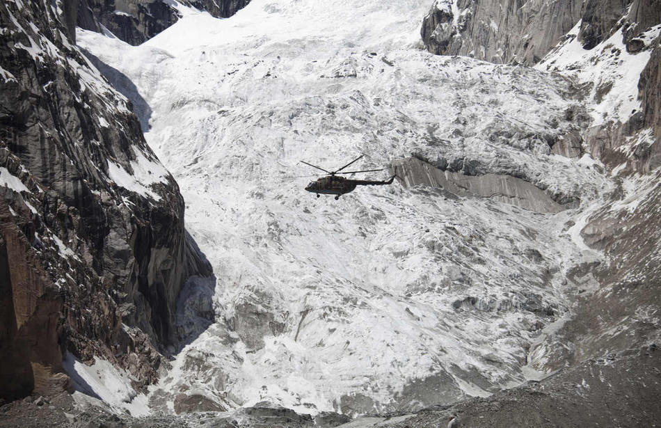 Photo prise en avril 2012. Une avalanche s'est produite au Pakistan.
