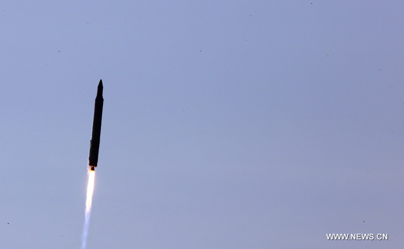 La Corée du Sud lance avec succès la fusée spatiale Naro