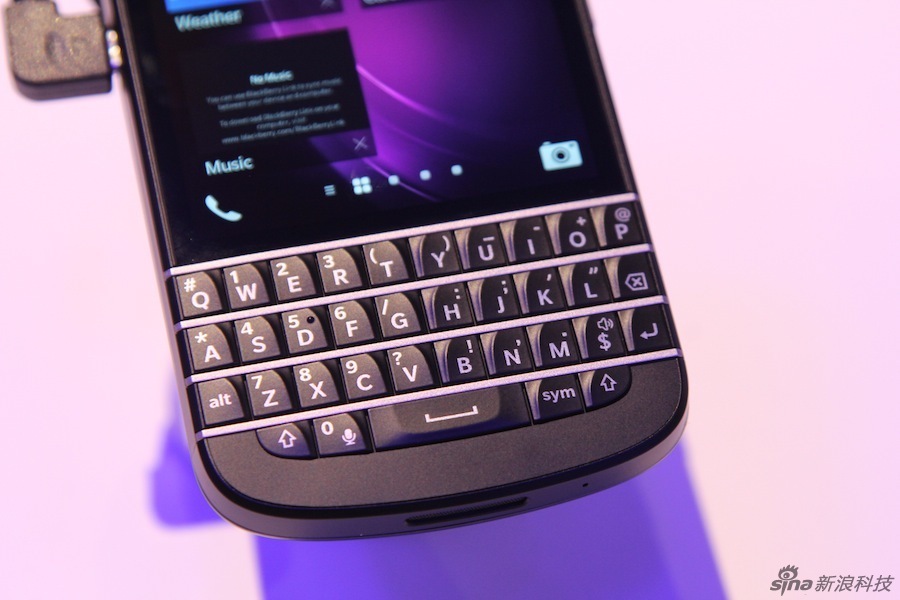 BlackBerry dévoile ses deux nouveaux smartphones le Z10 et le Q10 (28)