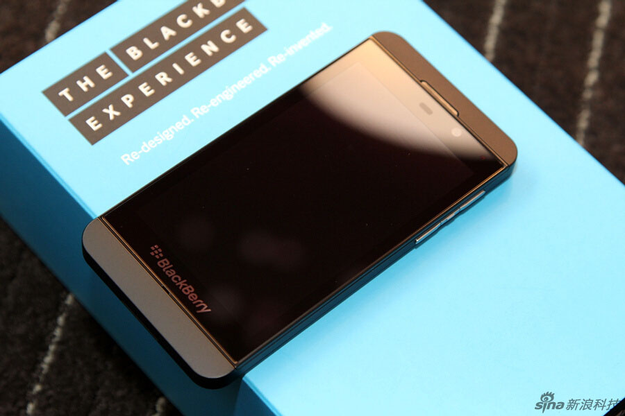 BlackBerry dévoile ses deux nouveaux smartphones le Z10 et le Q10 (2)