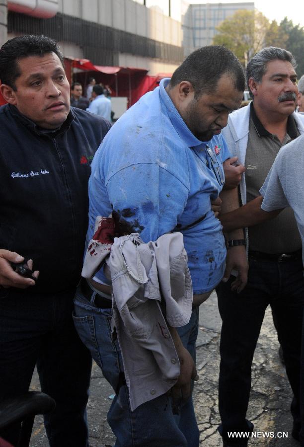 Explosion à Mexico : le bilan s'élève à 25 morts  (2)