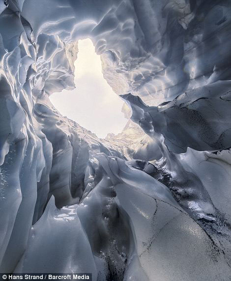 Les paysages de glace de l'océan Arctique sous l'objectif de Hans Strand (6)