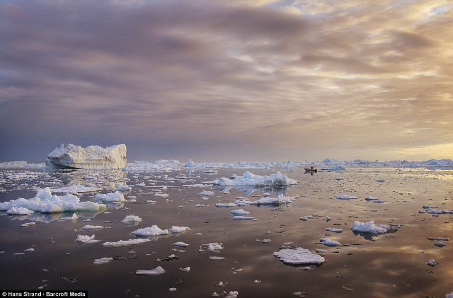 Les paysages de glace de l'océan Arctique sous l'objectif de Hans Strand (5)